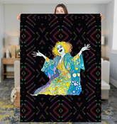 Close-up view of the Naturel Harmony Sherpa Blanket's sherpa lining and intricate natural pattern.